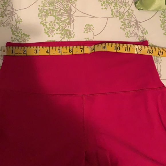 SOLD - Lululemon women’s Align Crop 17 Capri yoga exercise pants size 8 - Picture 10 of 10
